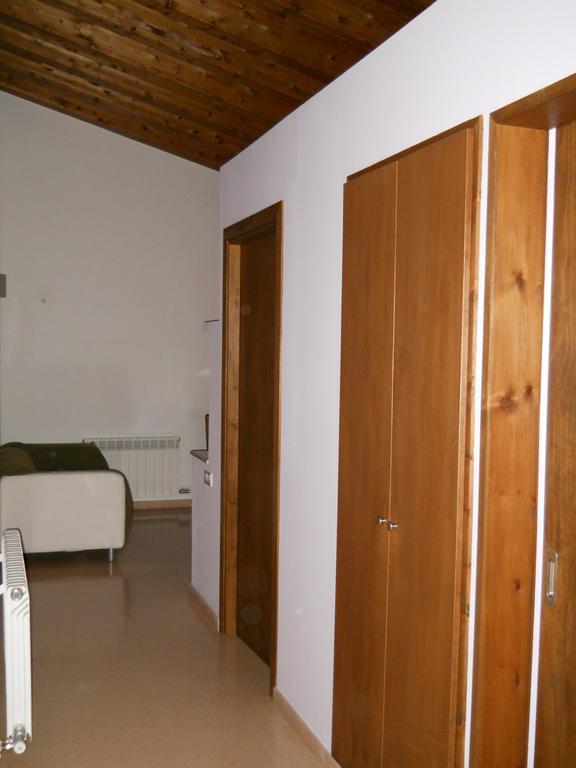Apartamento Cal Cisteller Santa Pau Habitación foto